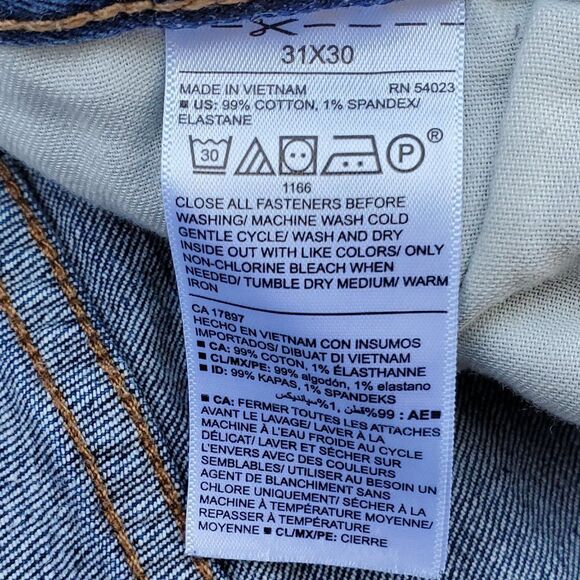Old Navy Athletic Built-In Flex Jeans 31W x 30L - Picture 3 of 4